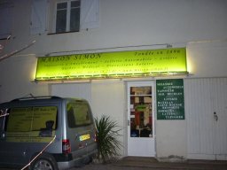 Façade de l'atelier de nuit