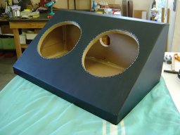 20120614 Divers - Habillage de caissons de basse pour véhicules automobiles