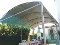 20180718 Pergola en toile Serge Ferrari Soltis Proof 502 coloris gris foncé