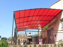 20180727 Pergola en toile Serge Ferrari Soltis Proof 502 coloris coquelicot (1)