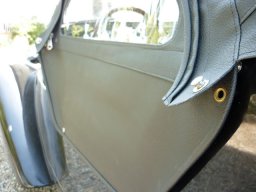Modification de la capote d'une Burton 2cv (2)