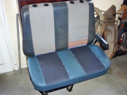 20130900 Sellerie auto - Réfection de banquettes et sièges de véhicules de transport pour les collectivités de l'Hérault (34) 1