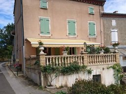 202008 Store banne - Réfection d'une toile de protection solaire pour store à banne Somfy articulé sur terrasse 1 (img_FB)