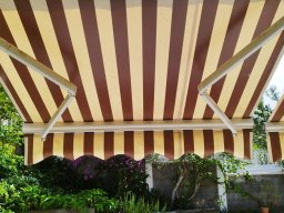 20221226 Store banne - Réfection de toiles de protection solaire pour store à banne Somfy articulé sur terrasse 1 (img_FB)